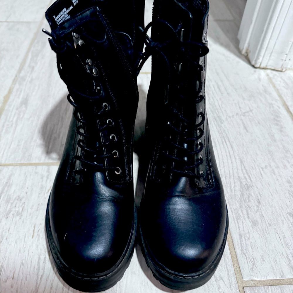Target Winter Boots - Picture 8 of 9